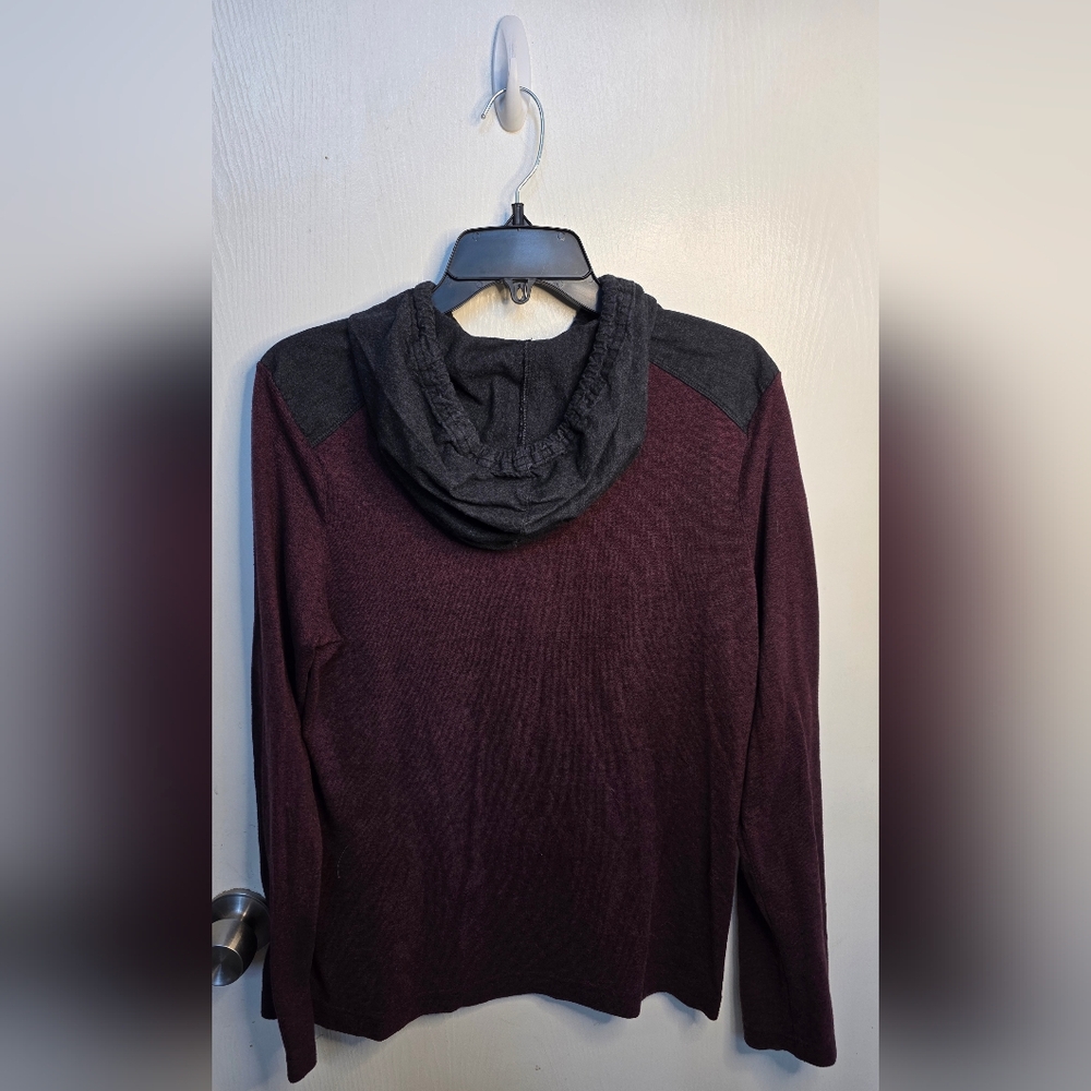 *3 FOR $12* Rock & Republic Maroon and Charcoal Long Sleeve Hooded Shirt - Picture 2 of 7